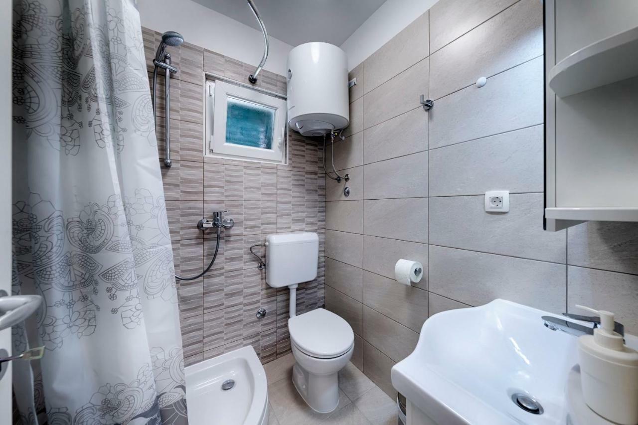 Apartmani Dule Komiža Kültér fotó